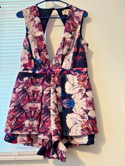 Floral Print Deep V-Neck Romper