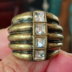 Vintage, Lia Sophia Designed And Signed,  Wonderful Ribbed Gold Tone Ring With Crystals Ring Size 8