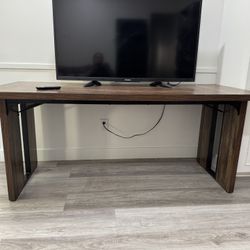 Practically New Dining Room Table! 