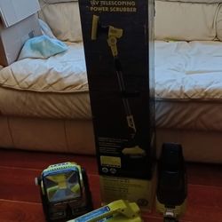 Cargador, Aspiradora , Lámpara y sepillo RIOBY.