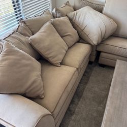 Keener 4 Piece-  Sectional Luxury Couch / Chaise lounge 