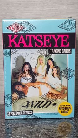 ESCO KATSEYE Wild Trading Cards Bundle Box, 40 Cards Total