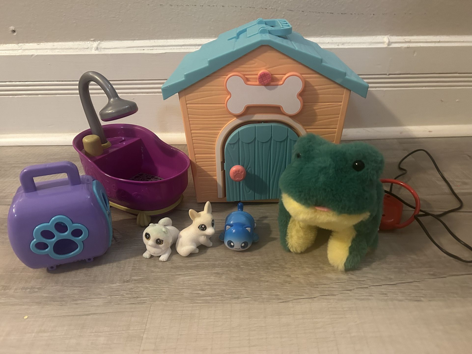 Pet Playset with Accessories