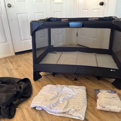 4moms Breeze Plus Portable Travel Playard With Bassinet And Changing Table Pack N Play Portable Crib