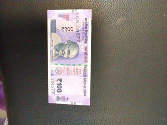 Indian 100 Rupees Bill