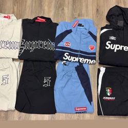 Supreme sets