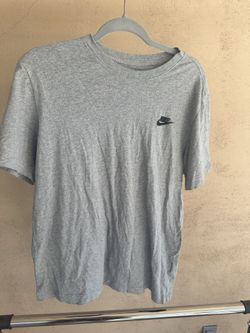Nike Embroidered Heather Grey Tree Size M