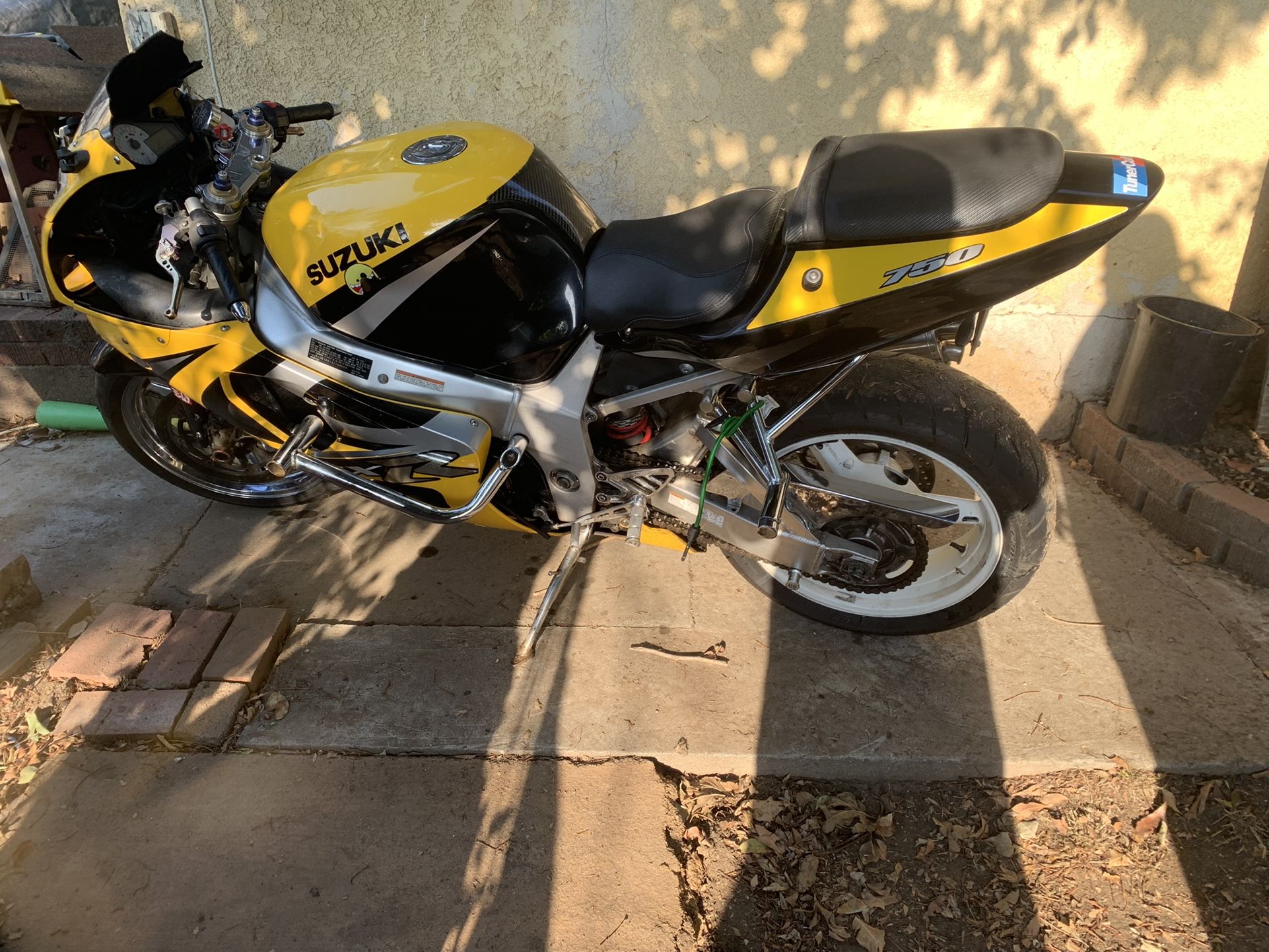 2002 Suzuki Gsxr
