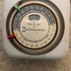 Intermatic Timers 13 Available Cab Y