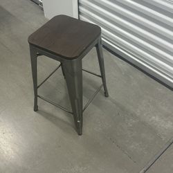 Bar/Kitchen Stool - Metal & Wood Stool