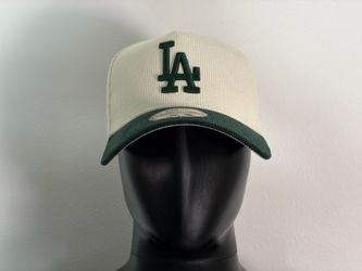 Los Angeles LA Dodgers New Era 9FORTY MLB Corduroy SnapBack Baseball Hat Cap (Beige, Green / OSFA)