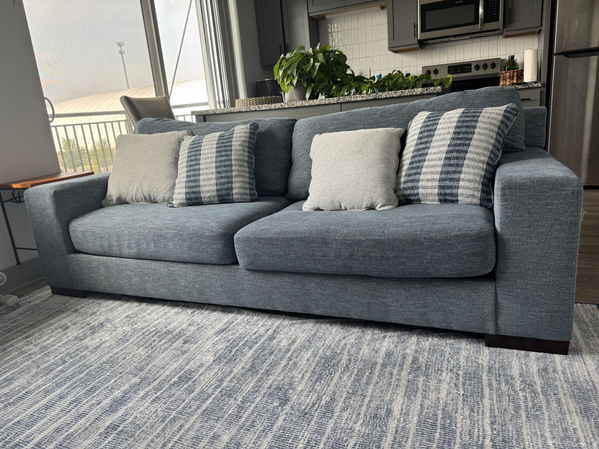 Sofa/couch