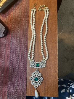 Pearl long necklace