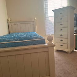 Bedroom Set