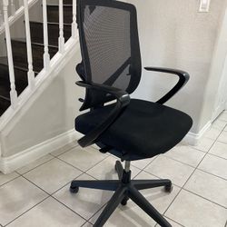 Office chair very comfortable 