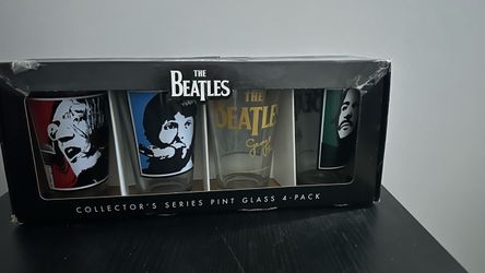 Beatles collector series pint glass