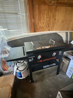 Blackstone 2-Burner Outdoor Flat Top Griddle