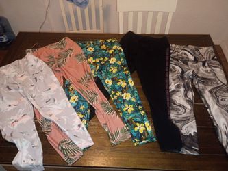 Women's workout clothes