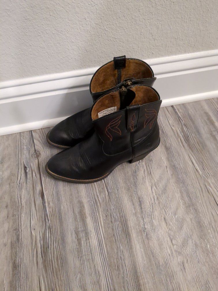 Ariat Ankle Boots, Size 7
