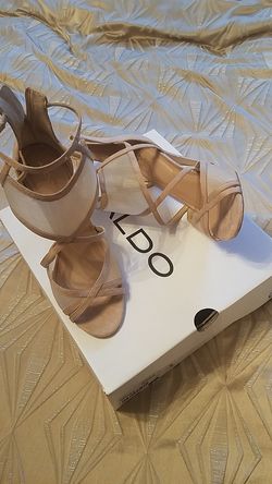 Like new Aldo size 9 high heel sandals