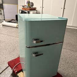 mini Fridge teal