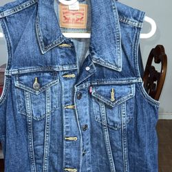 $25 Levi’s 
