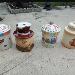 Cookie Jars Or Food Containers 