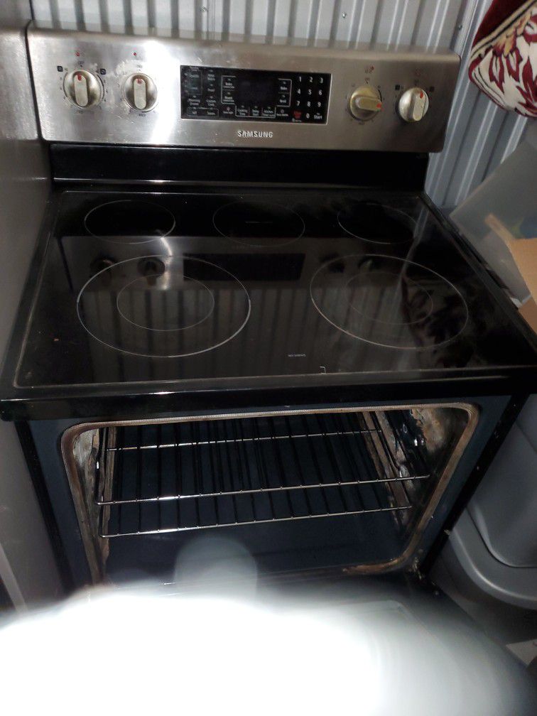 Samsung glass top electric stove and convection oven