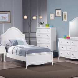 Four Piece Four Bedroom Set Full Bedroom Dresser Mirror And Night  Stand