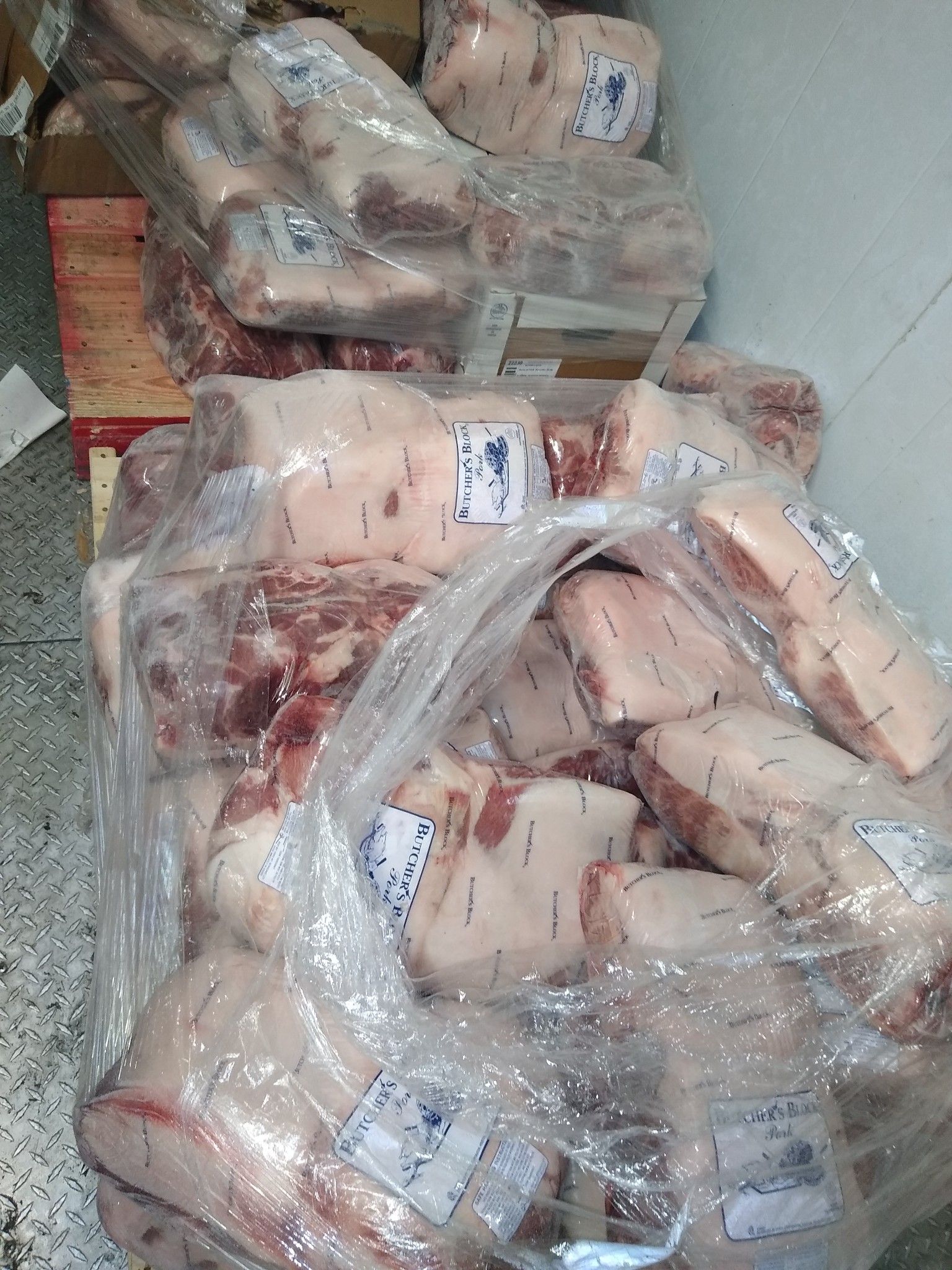 Fresh frozen Boston butt's 2 .00per lb pack in 2packs 15 to20lbs