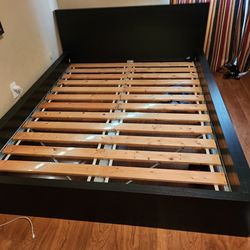 Queen Bed Frame And Foam Mattress
