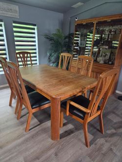 Dining set with 6 chairs