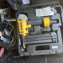 Dewalt Brad Nailer