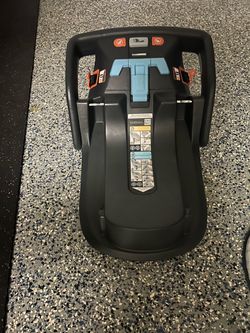 Base for uppa baby Mesa car seat