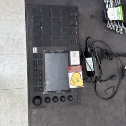 Akai MPC Live