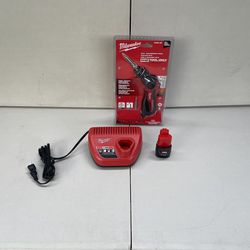 Milwaukee M12 Soldering Iron Whit Battery 2.0 And Charger