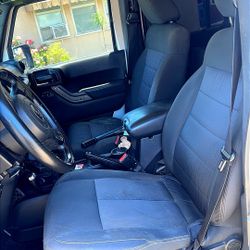 jeep wangler 2012  driver seat