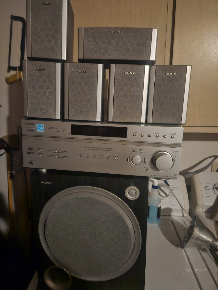 Sony 6.1 Stereo System