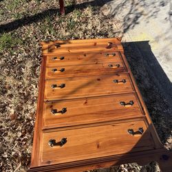 Free dresser