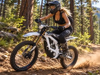 SURRON Light bee 2 At Turbopowersports com $5299 Off road green sticker