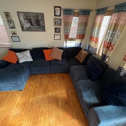 Navy 4 Piece Sectional and Sleeper