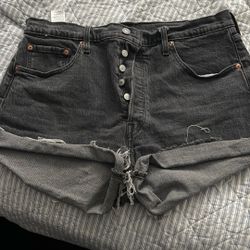 Levi Jeans Black Shorts 