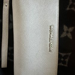 Michael Kors Wallets