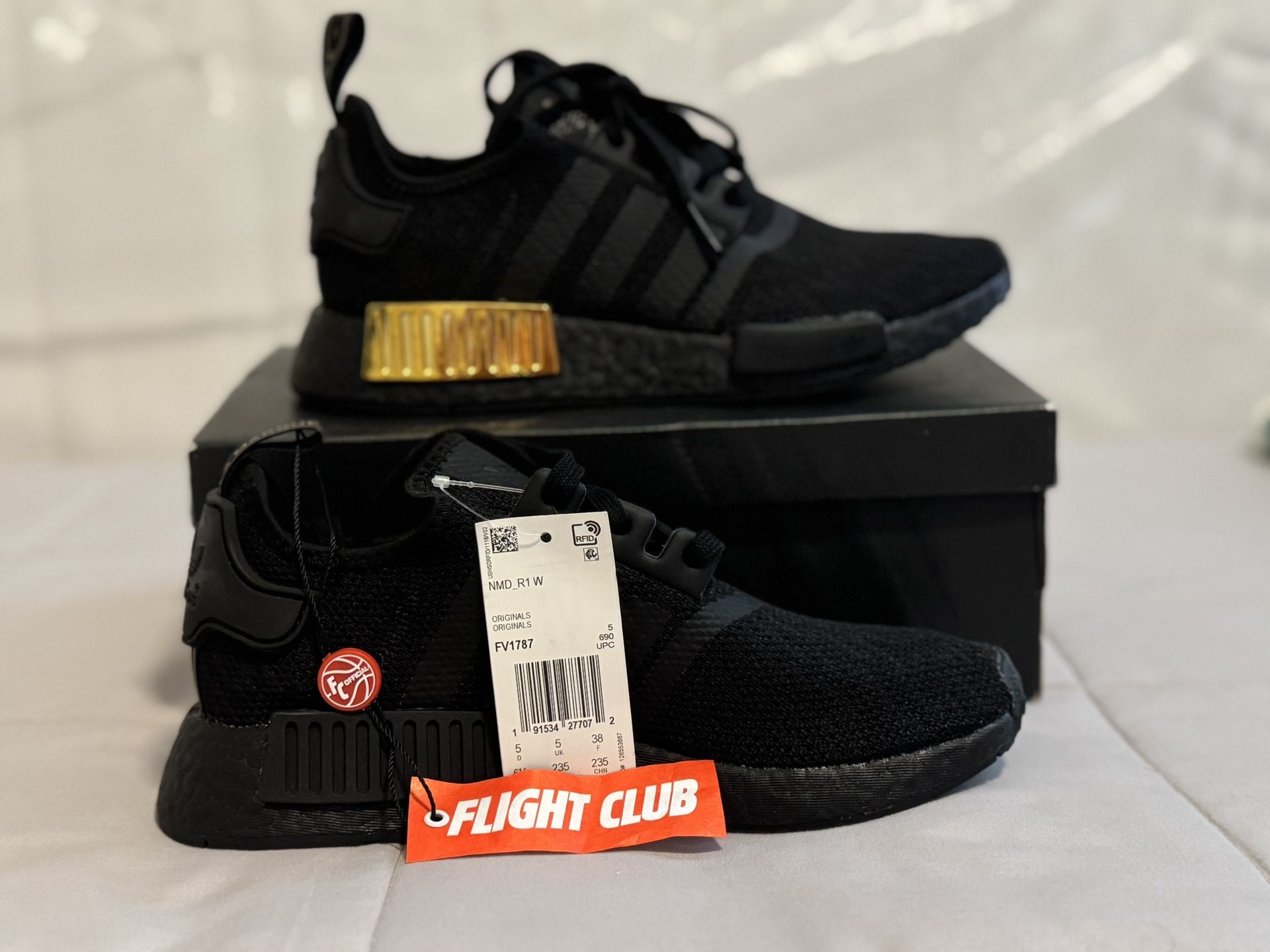 Brand NEW Women’s adidas Sneakers NMD_R1 W Black
