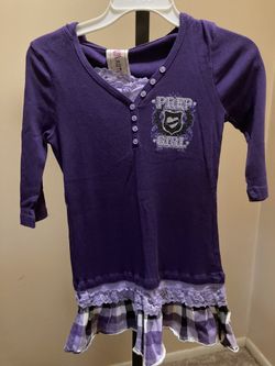 Kids size 10/12 long hoodie shirt