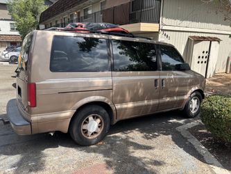 2001 Chevrolet Astro