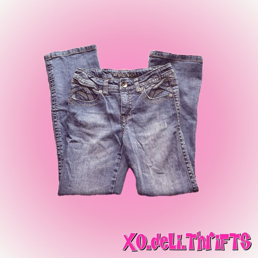 💕Xhilaration Girls Flared Jeans💕