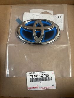 2019-2025 Rav 4 Hybrid Liftgate Emblem