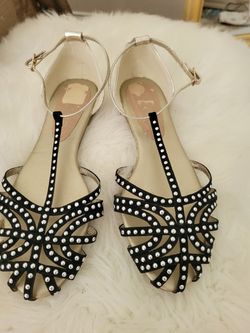 Beautiful elegant light flat shoes size 8
