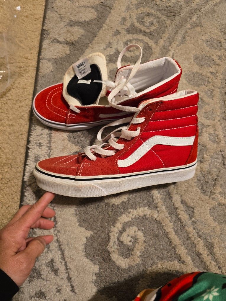 Sk8-Hi Vans Brand New